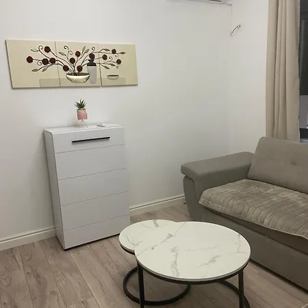 Comfy In Blloku Zone 1 Apartman *